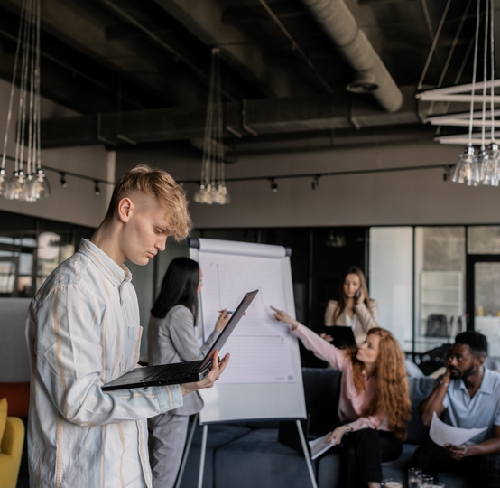 Brand Builders es el nombre del negocio