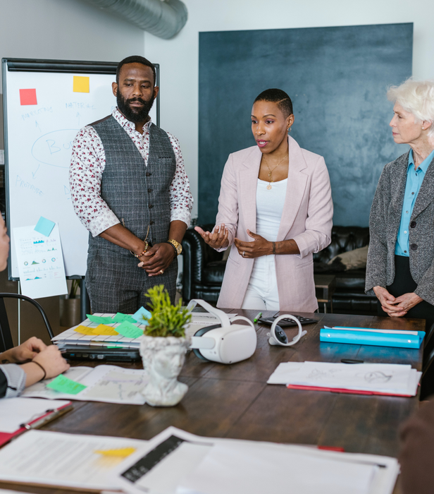 Brand Builders es el nombre del negocio